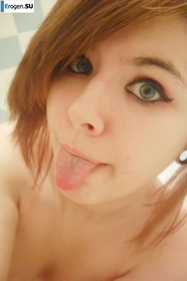 Young Brunette. Part 3. Photo 3