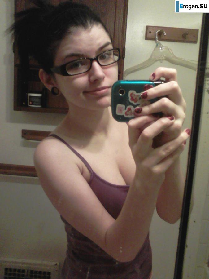 Young Brunette. Part 3. Photo 35