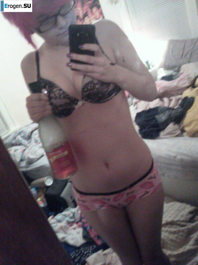 Young Brunette. Part 3. Photo 39