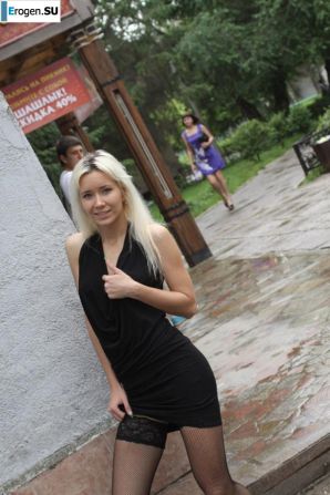 Nastya from Samara walks around the city and shows herself. Part 3. Thumb 26