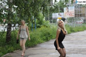 Nastya from Samara walks around the city and shows herself. Part 4. Thumb 6