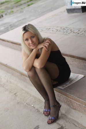 Настя из Самары ходит по городу и показывает себя. Часть 5. Эскиз 28