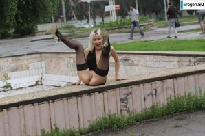 Nastya from Samara walks around the city and shows herself. Part 7. Thumb 9