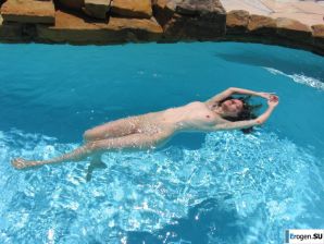 На лицо ужасная, добрая внутри. Часть 7. Эскиз 8