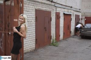 Nastya from Samara walks around the city and shows herself. Part 10. Thumb 5
