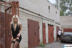 Nastya from Samara walks around the city and shows herself. Part 10. Thumb 9