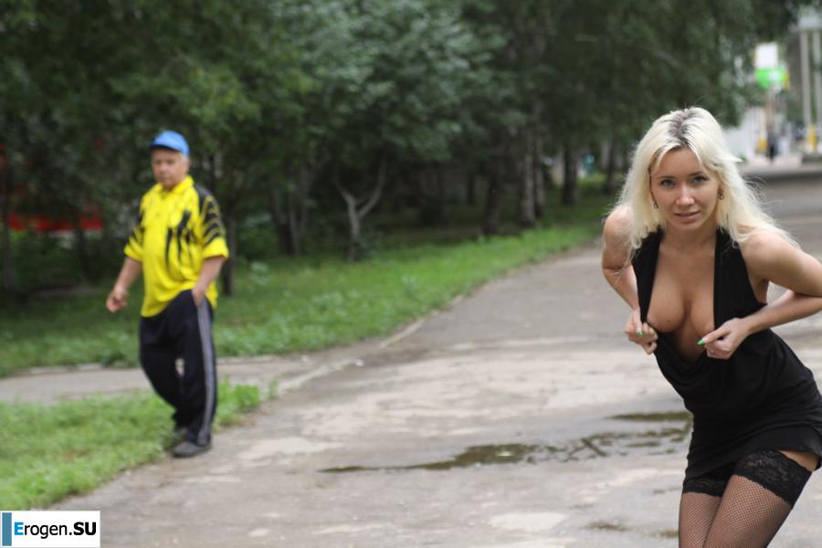 Nastya from Samara walks around the city and shows herself. Part 11. Photo 4