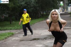 Nastya from Samara walks around the city and shows herself. Part 11. Thumb 1