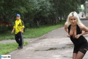 Nastya from Samara walks around the city and shows herself. Part 11. Thumb 4