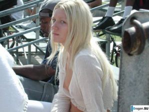 oops boobs lit up. Thumb 8