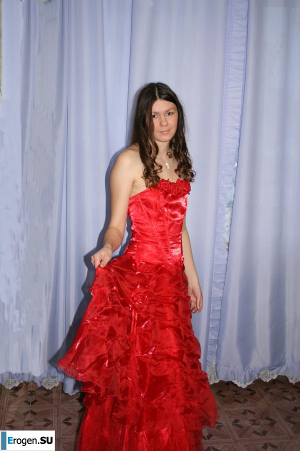 Russian Asian woman with a lizard. Photo 10