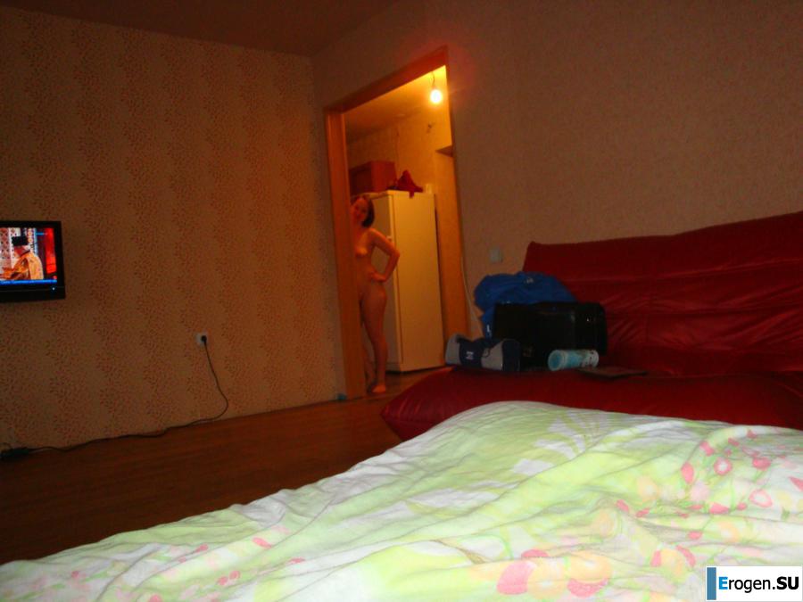 simple but sexy couple. Photo 30