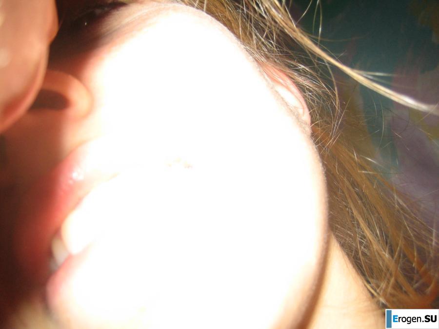 Slender German and her curly-haired friend. Photo 3