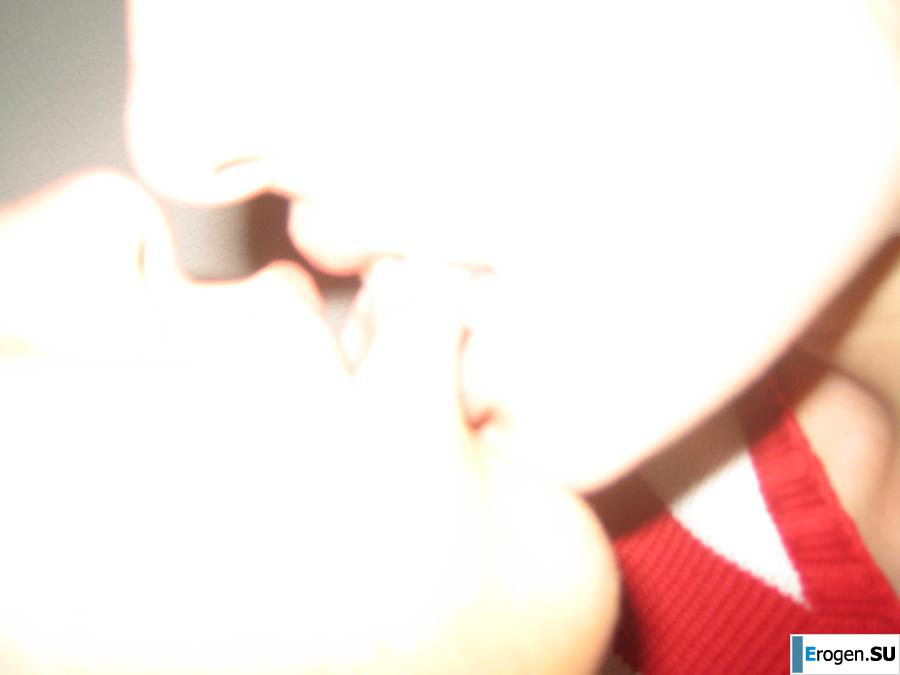 Slender German and her curly-haired friend. Photo 5