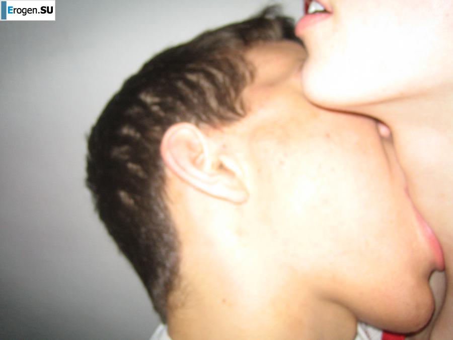 Slender German and her curly-haired friend. Photo 6