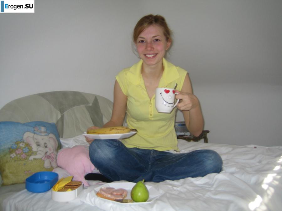 Slender German and her curly-haired friend. Photo 7