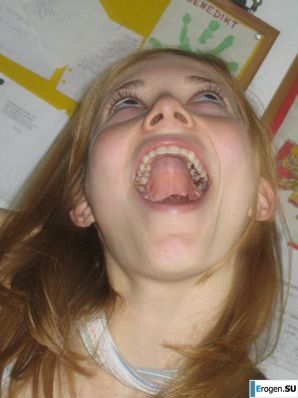 Slender German and her curly-haired friend. Thumb 8