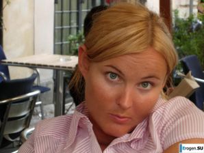 That blonde, the brunette. Part 2. Thumb 8