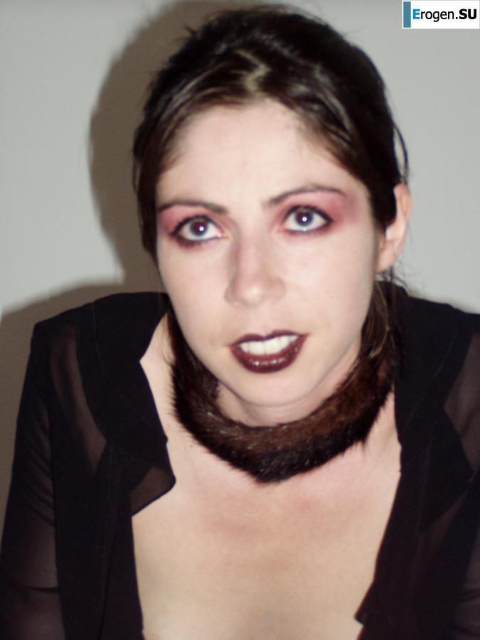 French Bisexual Brunette. Photo 21