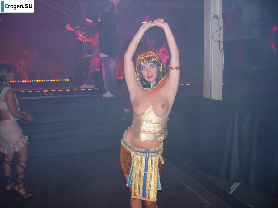 Public exposure. Photo 13