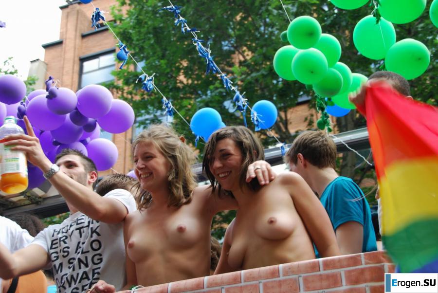 Public exposure. Photo 31