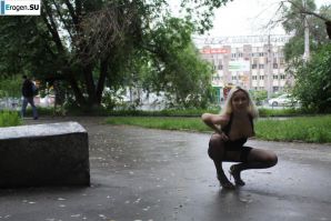 Настя из Самары ходит по городу и показывает себя. Часть 12. Эскиз 38