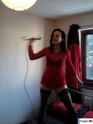 Pretty brunette in stockings. Thumb 30