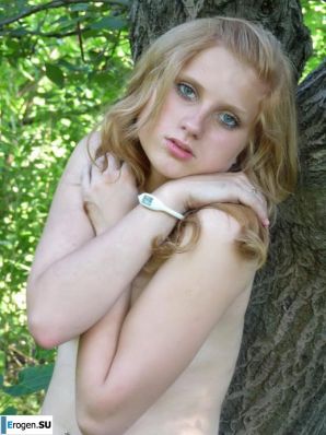 Three Czech Women in Nature. Thumb 34