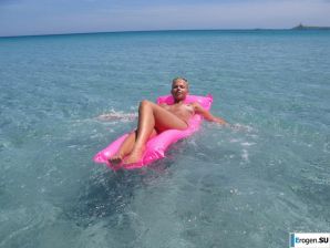 Ух, какие мы стеснительные. Эскиз 20