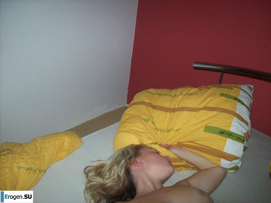 Сисястая блондинка. Фото 39