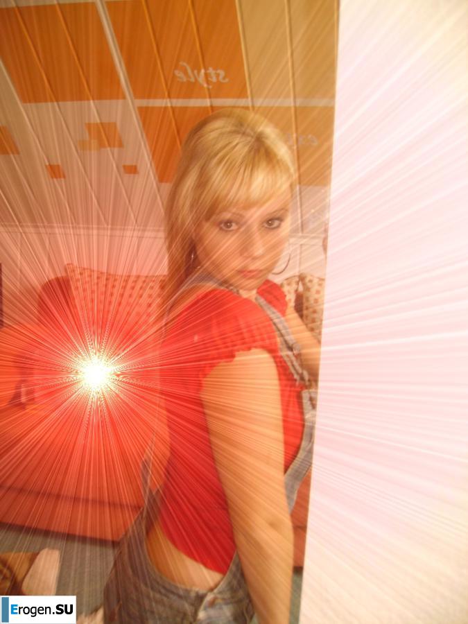 Сисястая блондинка. Фото 7