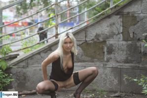 Nastya from Samara walks around the city and shows herself. Part 13. Thumb 16