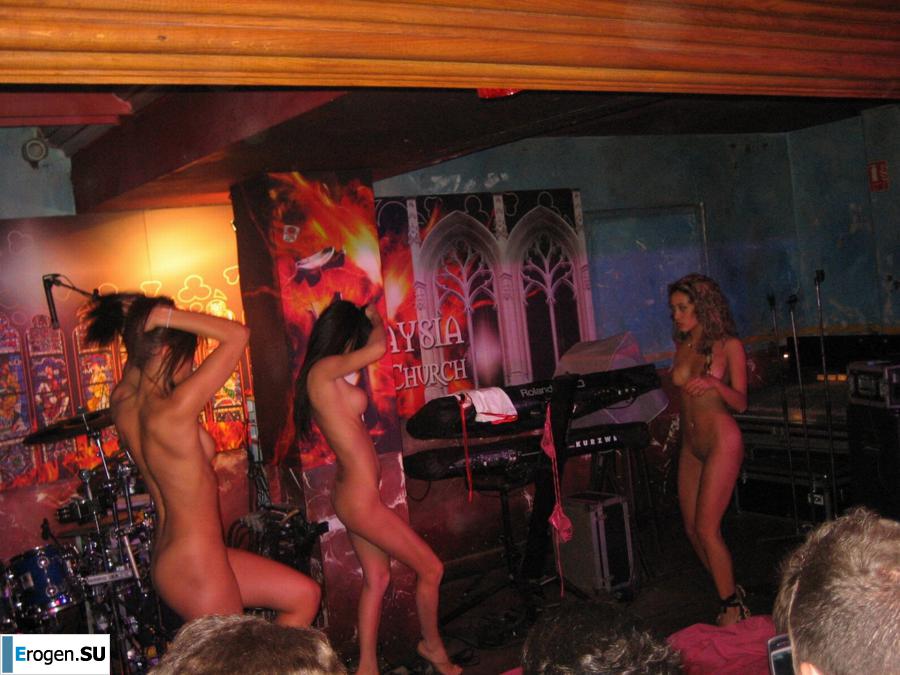 Public Nudity. Part 2. Photo 39