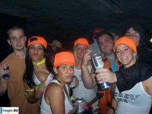 Public Nudity. Part 2. Thumb 18