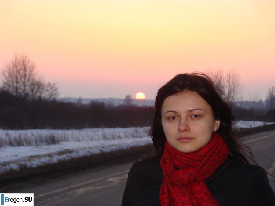 fatal brunette solo. Photo 13