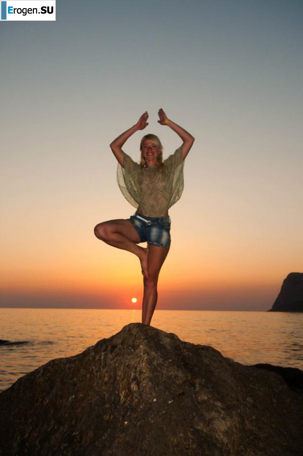 Ukrainian Nudists in the Summer. Part 2. Photo 3