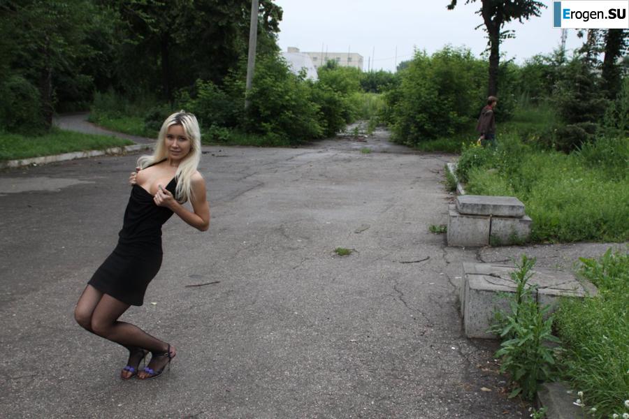 Nastya from Samara walks around the city and shows herself. Part 14. Photo 23
