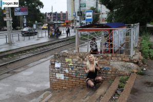 Nastya from Samara walks around the city and shows herself. Part 14. Thumb 29