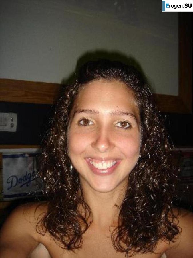 Улыбчивая брюнетка с вечностоящими сосками. Часть 2. Фото 17