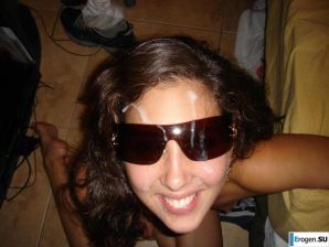 Улыбчивая брюнетка с вечностоящими сосками. Часть 2. Эскиз 22