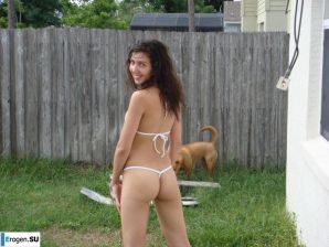 Улыбчивая брюнетка с вечностоящими сосками. Часть 2. Эскиз 7