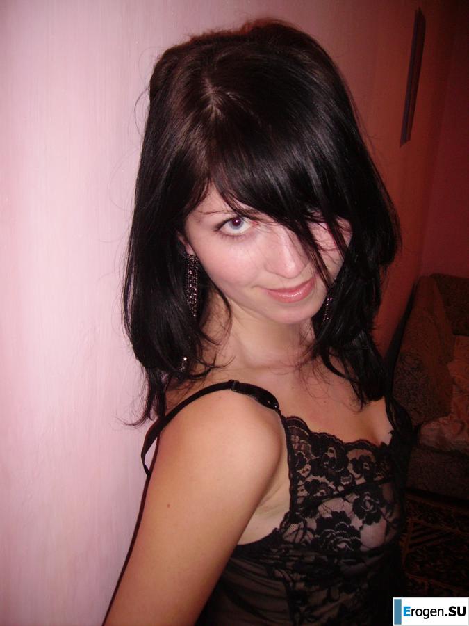 Ukrainian brunette with pimple booty. Photo 22