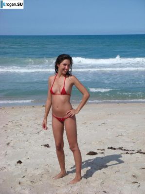 Улыбчивая брюнетка с вечностоящими сосками. Часть 3. Эскиз 7