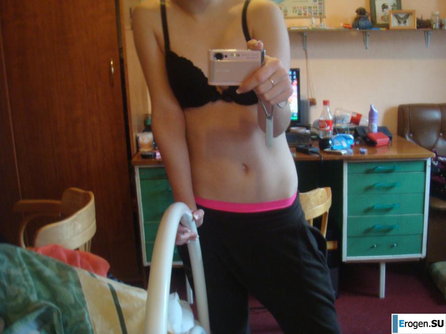 Students take pictures of themselves. Part 3. Photo 15