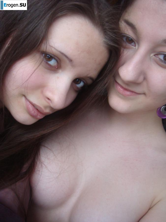 Students take pictures of themselves. Part 3. Photo 24