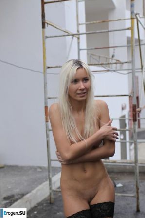 Nastya from Samara walks around the city and shows herself. Part 16. Thumb 8