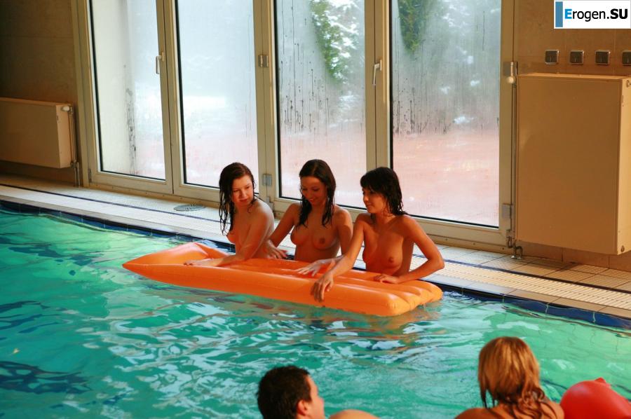 Czech nudists in the pool. Part 2. Photo 34