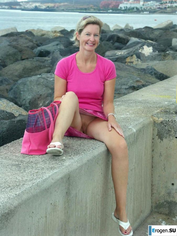 публичные обнажения. Часть 2. Фото 16