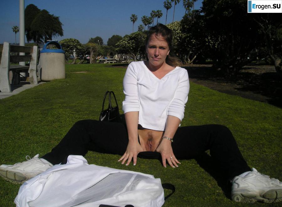 публичные обнажения. Часть 2. Фото 35