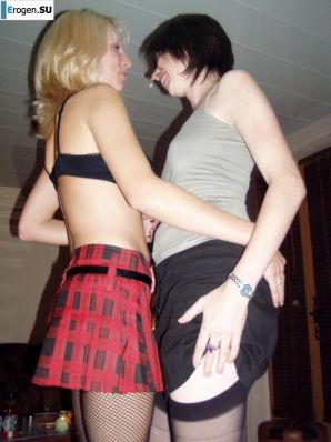 Французская бисексуальная брюнетка. Часть 3. Эскиз 14